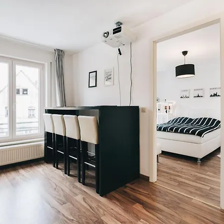 Modernes Mit Heimkino In Appartement *