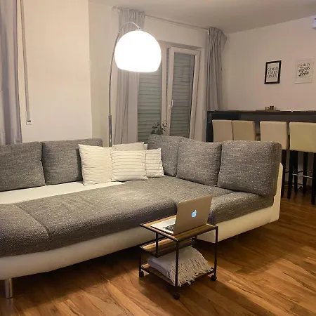 Apartman Modernes Mit Heimkino In Drezda
